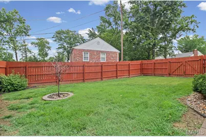 7045 Deerpath Drive, Affton, MO 63123 - Photo 44