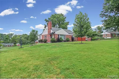 7045 Deerpath Drive, Affton, MO 63123 - Photo 40