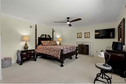 12405 Montsouris Drive, Creve Coeur, MO 63141 - Photo 18