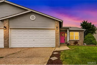 1468 Surrey Lane, Saint Peters, MO 63304 - Photo 2