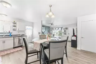 1468 Surrey Ln, Saint Peters, MO 63304 - Photo 12