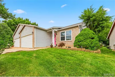 1468 Surrey Lane, Saint Peters, MO 63304 - Photo 4