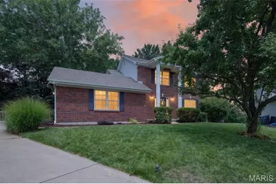 17 Congressional Way Court, O'Fallon, MO 63368 - Photo 2