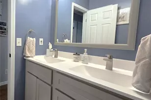 1382 Premio Dr, Fenton, MO 63026 - Photo 12