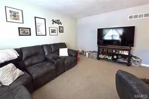 1382 Premio Dr, Fenton, MO 63026 - Photo 6