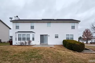 39 Green Pines Cir, Saint Charles, MO 63376 - Photo 4
