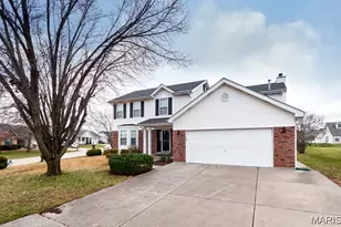 39 Green Pines Cir, Saint Charles, MO 63376 - Photo 2