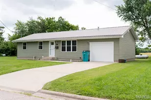 908 W Jackson Ave, Robertsville, MO 65066 - Photo 2