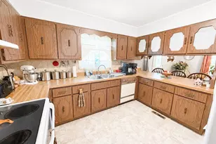 466 Hwy 8 E, Shelbyville, MO 65565 - Photo 10