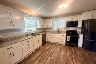1304 N Middle St, Farmington, MO 63640 - Photo 4