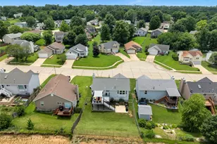 22 Aspen Pointe Dr, Saint Peters, MO 63376 - Photo 36