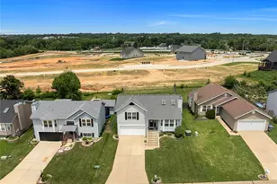 22 Aspen Pointe Dr, Saint Peters, MO 63376 - Photo 34
