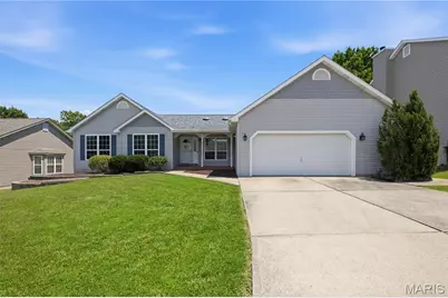 831 Glencorse Drive, Saint Peters, MO 63304 - Photo 2
