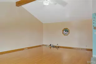 4 Hazelwood Ln, Hazelwood, MO 63042 - Photo 8