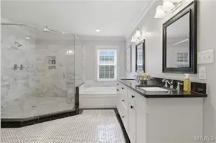 10 Hanley Downs, Saint Louis, MO 63117 - Photo 14