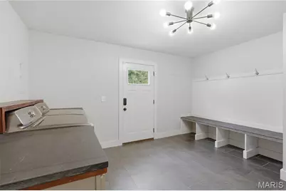 10 Hanley Downs, Saint Louis, MO 63117 - Photo 16