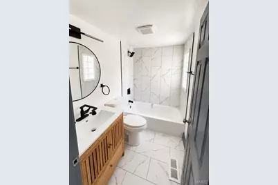 2107 Stansbury Street, Saint Louis, MO 63118 - Photo 6