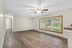 6706 Vineland Dr, Hazelwood, MO 63042 - Photo 2