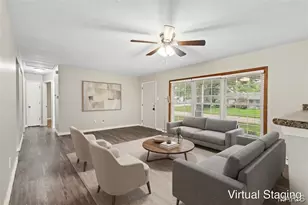 6706 Vineland Dr, Hazelwood, MO 63042 - Photo 2