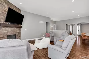 401 Hamlet Ct, O'Fallon, MO 63367 - Photo 10