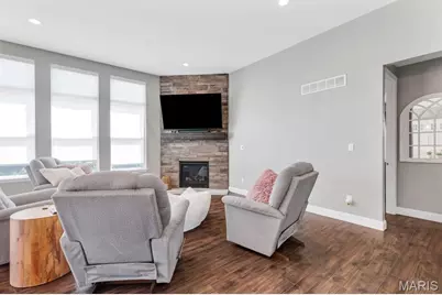 401 Hamlet Court, O'Fallon, MO 63367 - Photo 8