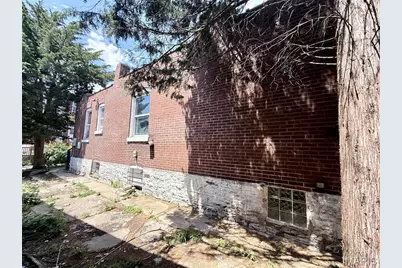 4409 Virginia Avenue, Saint Louis, MO 63111 - Photo 2