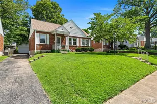 9007 Osage Ln, Saint Louis, MO 63114 - Photo 2
