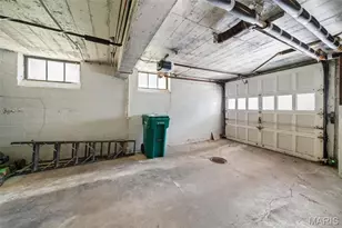 8777 Bridgeport Ave, Brentwood, MO 63144 - Photo 28