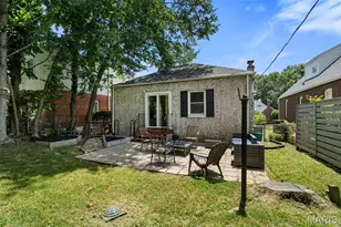 8777 Bridgeport Ave, Brentwood, MO 63144 - Photo 34