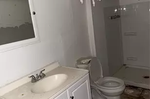 1003 Chartres Ave, University City, MO 63132 - Photo 38