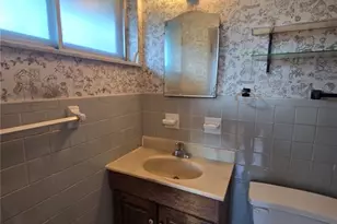 1003 Chartres Ave, University City, MO 63132 - Photo 22
