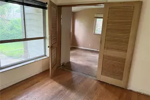 1003 Chartres Ave, University City, MO 63132 - Photo 12
