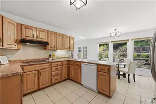 14925 Royalbrook Dr, Chesterfield, MO 63017 - Photo 12