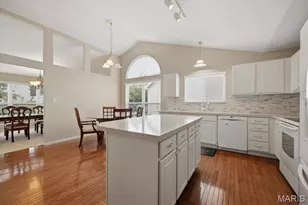 534 Ironwood Dr, O'Fallon, MO 63368 - Photo 2