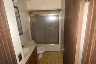 15000 Sinks Rd, Florissant, MO 63034 - Photo 14