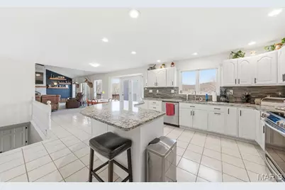 75 Morgans Way, Elsberry, MO 63343 - Photo 2