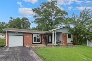 2123 Quirinal Ct, Fenton, MO 63026 - Photo 1