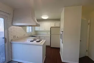 1278 North and South Rd, Saint Louis, MO 63130 - Photo 6