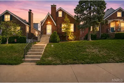 5621 Pernod Avenue, Saint Louis, MO 63139 - Photo 1