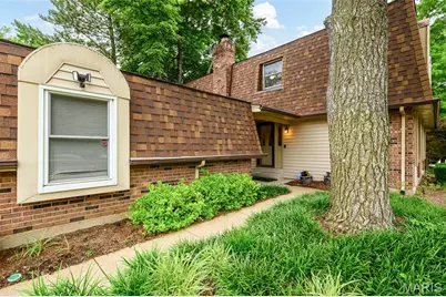 1776 Schoettler Valley Drive, Chesterfield, MO 63017 - Photo 4
