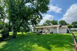 741 Lamplight Ln, Hazelwood, MO 63042 - Photo 68