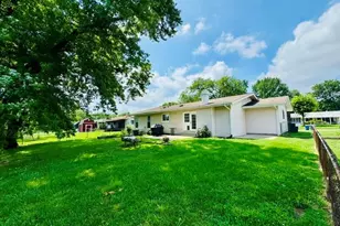 741 Lamplight Ln, Hazelwood, MO 63042 - Photo 66