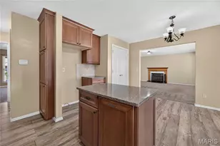 1412 Apple Valley Dr, O'Fallon, MO 63366 - Photo 10