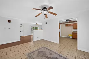 3843 Tesson Ct, Saint Louis, MO 63123 - Photo 6