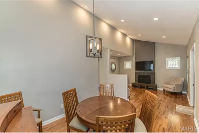 8928 Tudor Avenue, Overland, MO 63114 - Photo 12