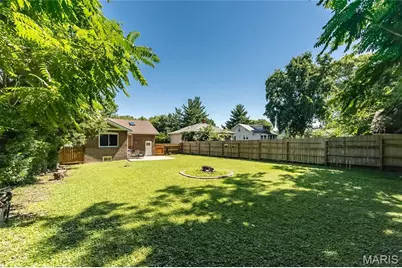 8928 Tudor Avenue, Overland, MO 63114 - Photo 32
