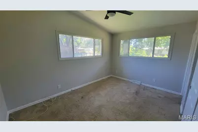 2214 Ibis Court, Saint Louis, MO 63136 - Photo 8