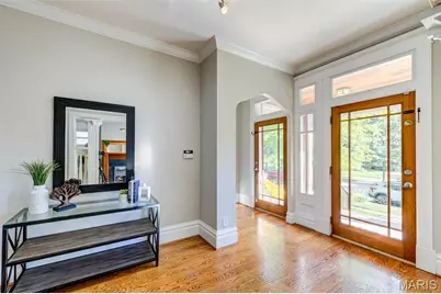 5782 McPherson Avenue, Saint Louis, MO 63112 - Photo 2