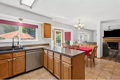 807 Amanda Drive, Saint Peters, MO 63376 - Photo 24
