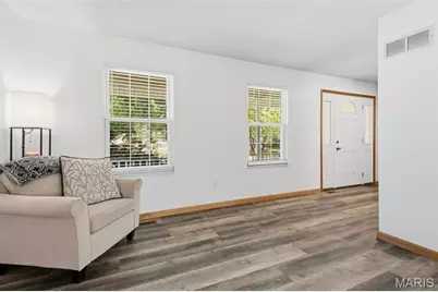 807 Amanda Drive, Saint Peters, MO 63376 - Photo 10